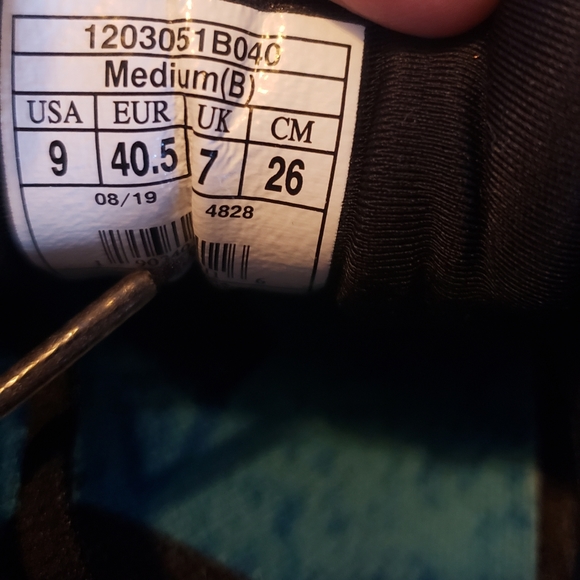 Brooks black - Picture 4 of 5